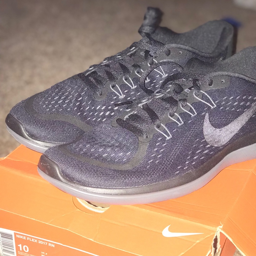 Men’s running shoes